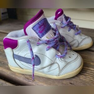 Vintage NIKE Toddler SZ 5.5C GUC WHITE / CHALKY PURPLE / MAGENTA sneakers Shoes